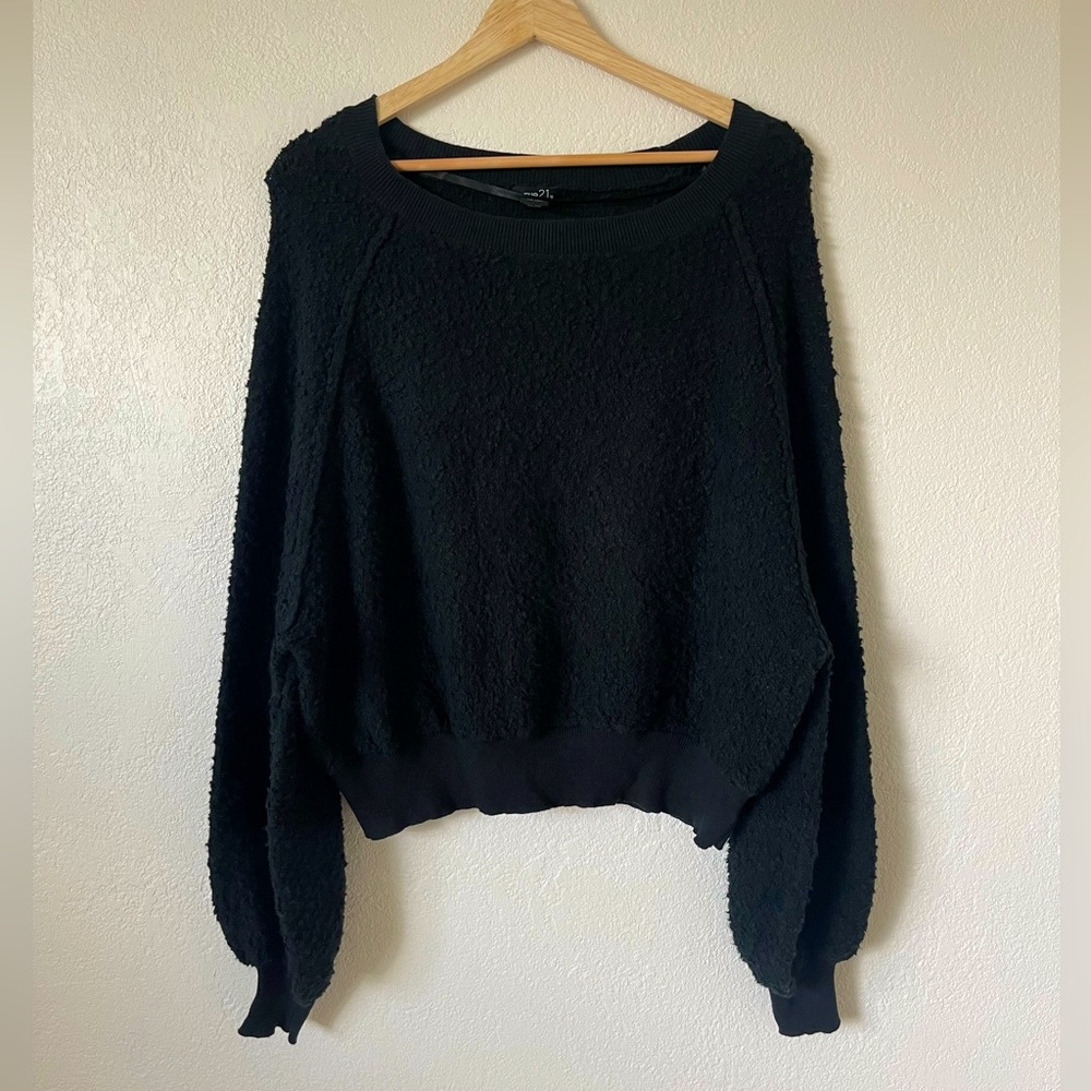 Rue 21 Black Bubble Sleeve Teddy Sweater